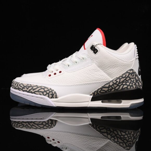 Jordan 3 RetroWhite Cement Reimagined - Picture 4 of 7